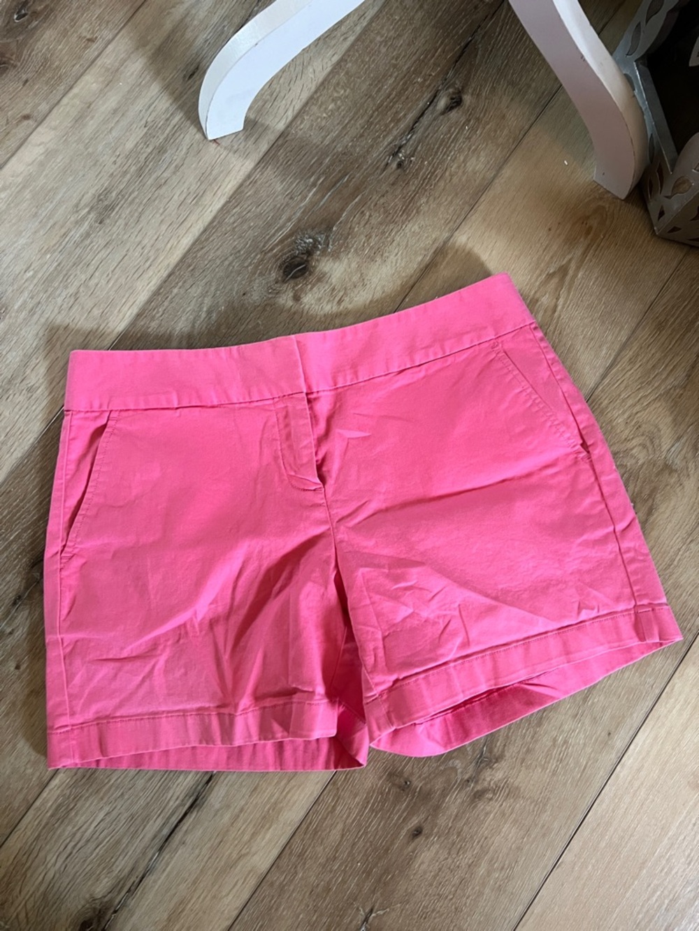 Vineyard Vines Bright Pink Cotton Bermuda Shorts - Picture 1 of 5